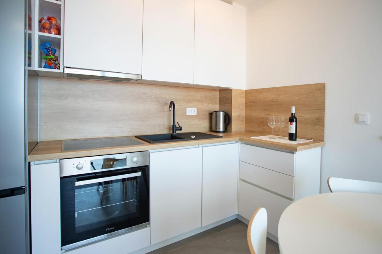 Apartment Belmare Трогир Екстериор снимка