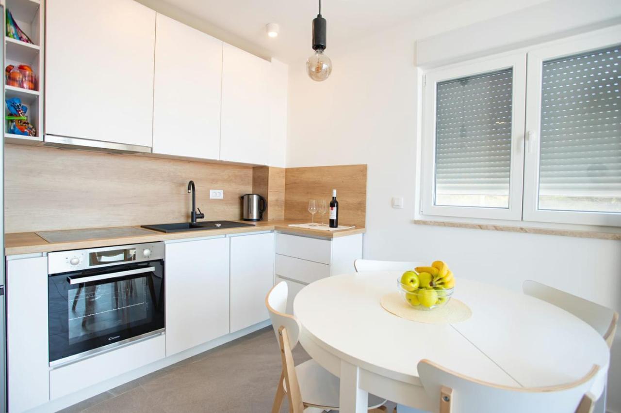 Apartment Belmare Трогир Екстериор снимка